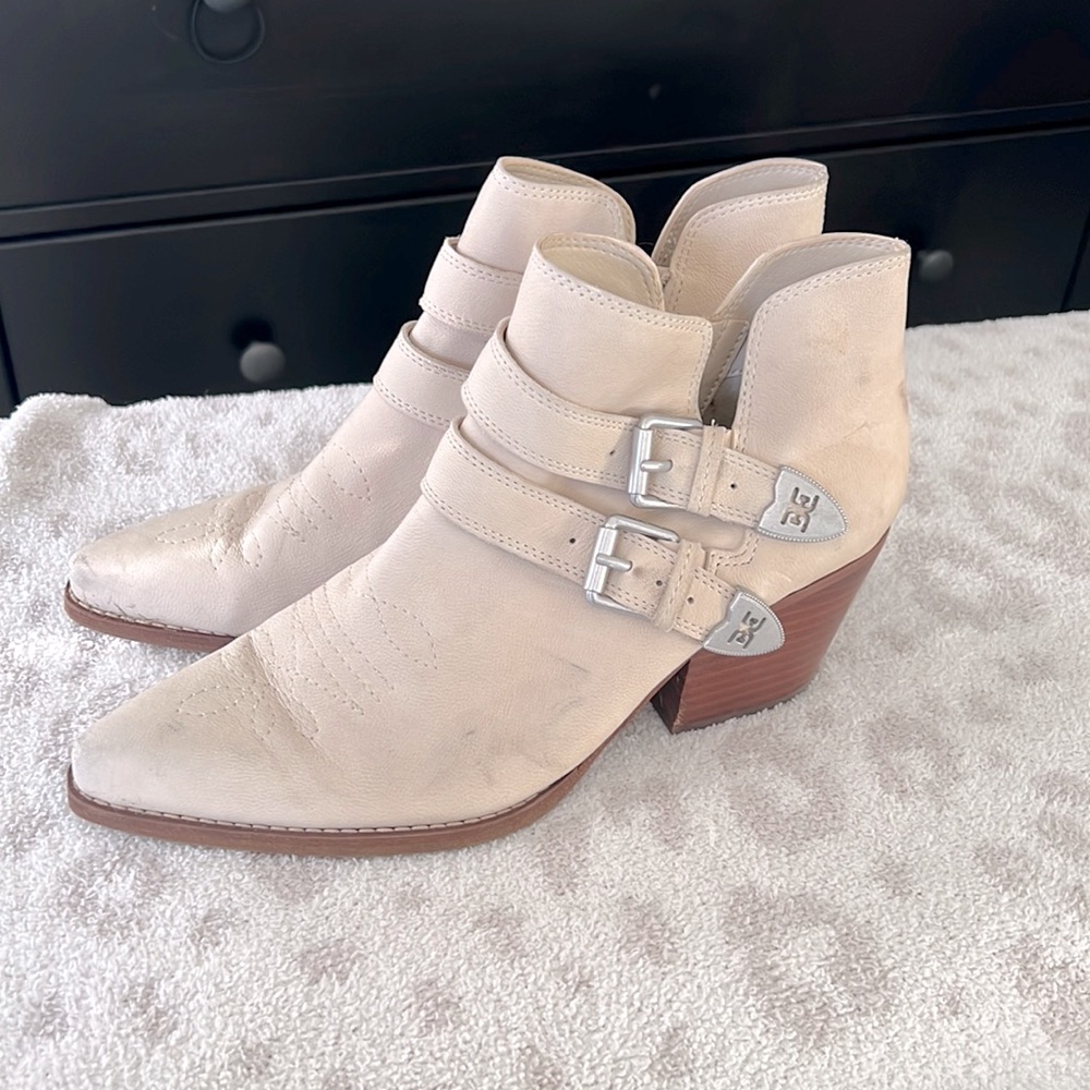 Sam Edelman Windsor Western Booties size 8
